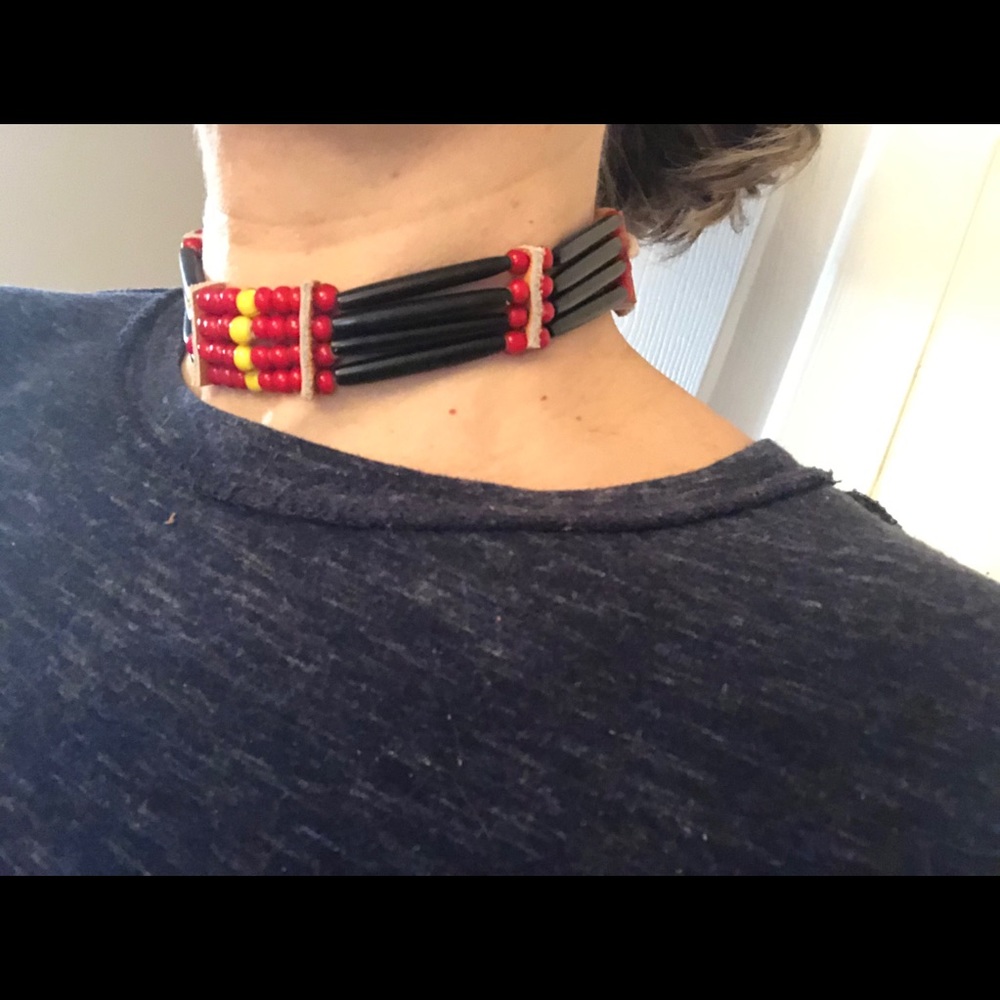 Native American beaded choker necklace - Picture 6 of 7
